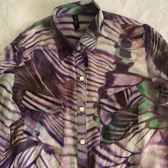 Guess by Merciano long sleeve summer top for sale - Picture 3 of 3